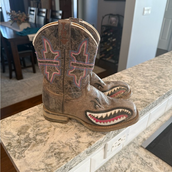 Tin Haul Kids Boots with Brown and Red Shark Motif - Picture 1 of 6
